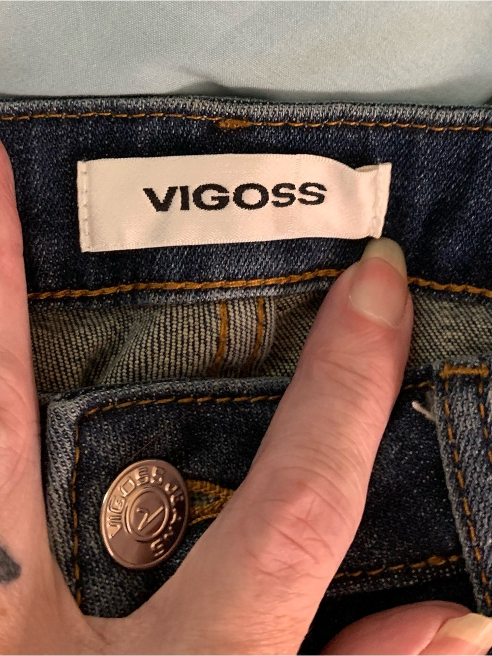 Vigoss Women's Faded Indigo Skinny Jeans - Picture 2 of 6